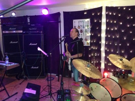 Hellmachine The Singer